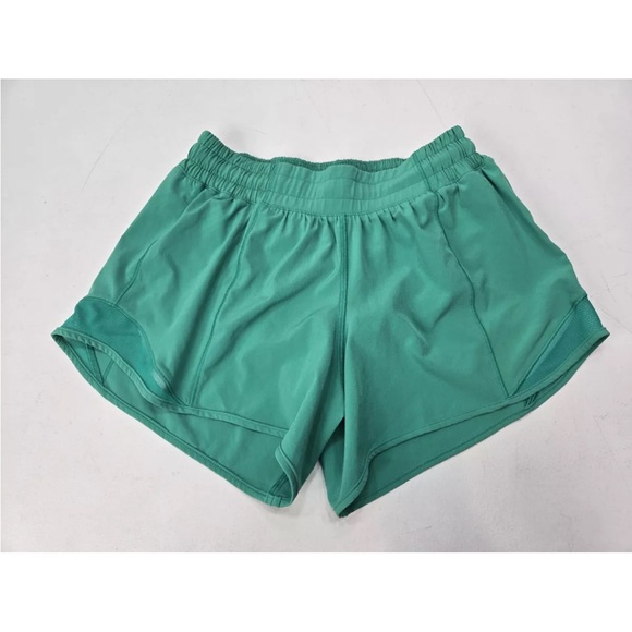 lululemon athletica Pants - Lululemon Hotty Hot High-Rise Lined Short 4" Kelly Green Size 4 Womens